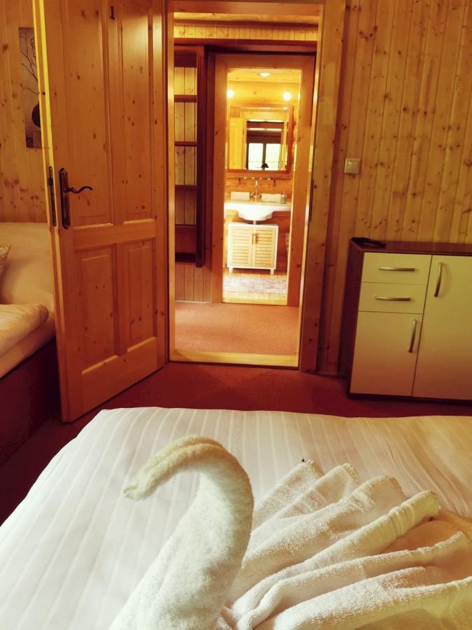 Apartment Pohadkovy Srub Salas